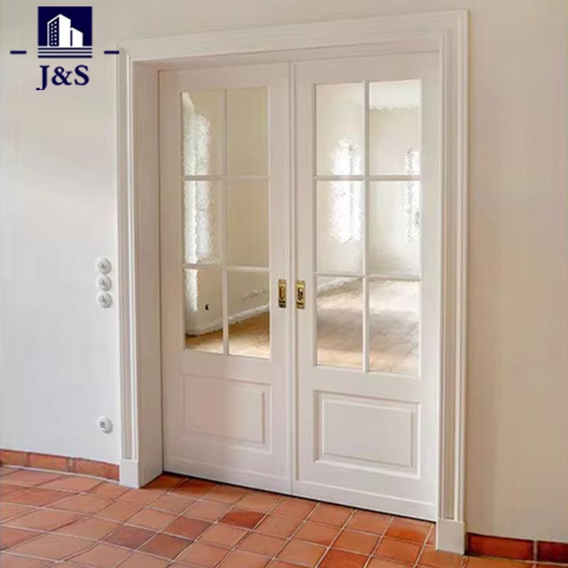 Εσωτερική πόρτα από μασίφ ξύλο